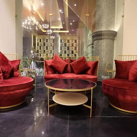 Diona Anukampa Suite With Pool Jaipur Bagian luar foto