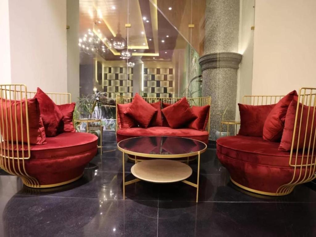 Diona Anukampa Suite With Pool Jaipur Bagian luar foto