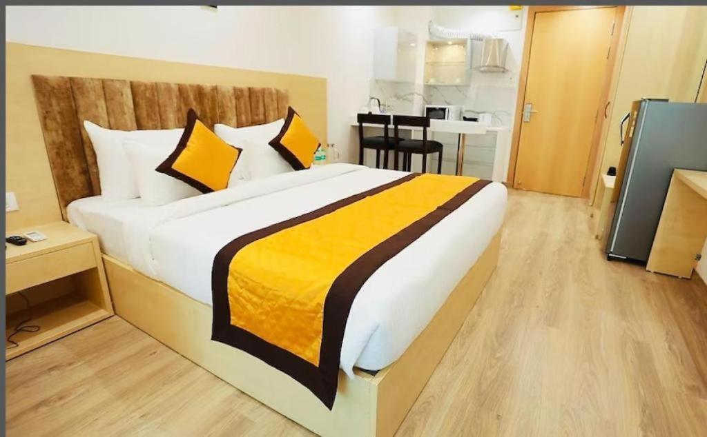 Diona Anukampa Suite With Pool Jaipur Bagian luar foto