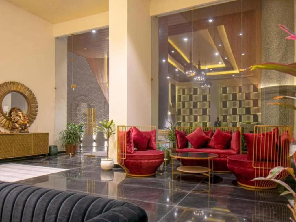 Diona Anukampa Suite With Pool Jaipur Bagian luar foto